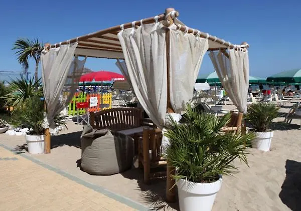 Conchiglia 3* Senigallia